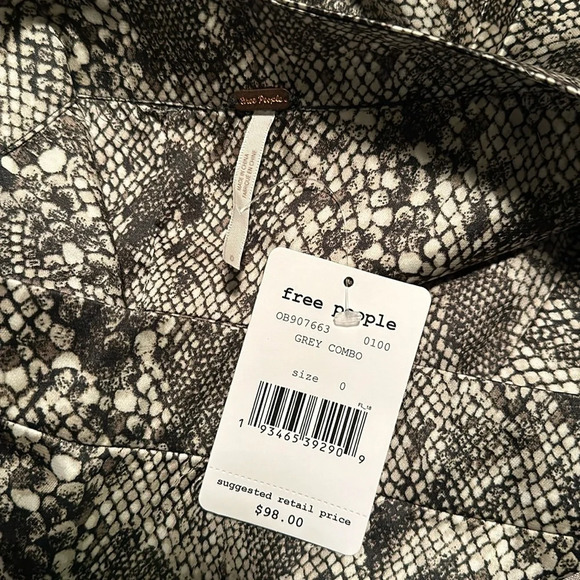 NWT Free‎ People Normani Bias Snake-print Midi Skirt Grey Size 0 - Picture 7 of 12